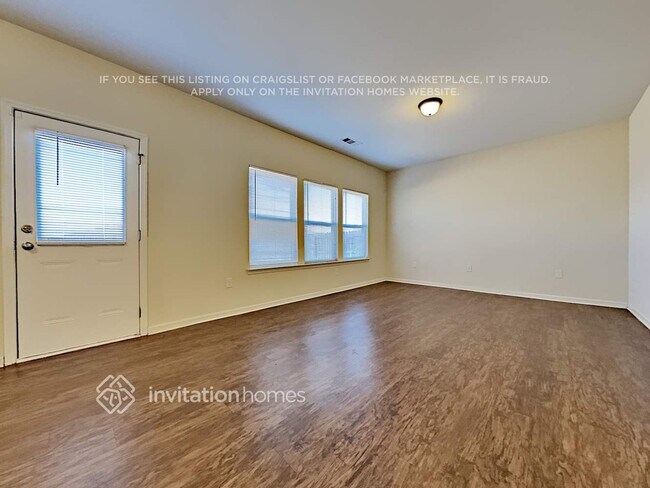 Foto del edificio - 150 Forrest Hills Dr
