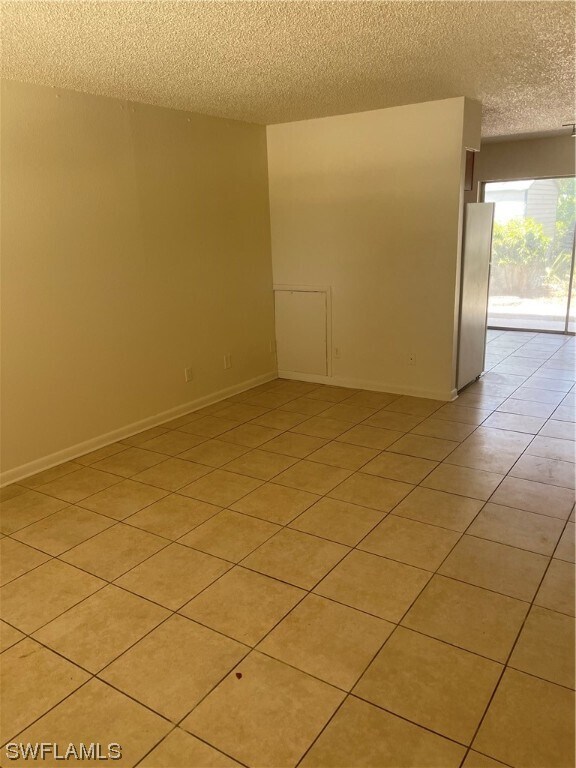 Building Photo - 1560 Colonial Blvd
