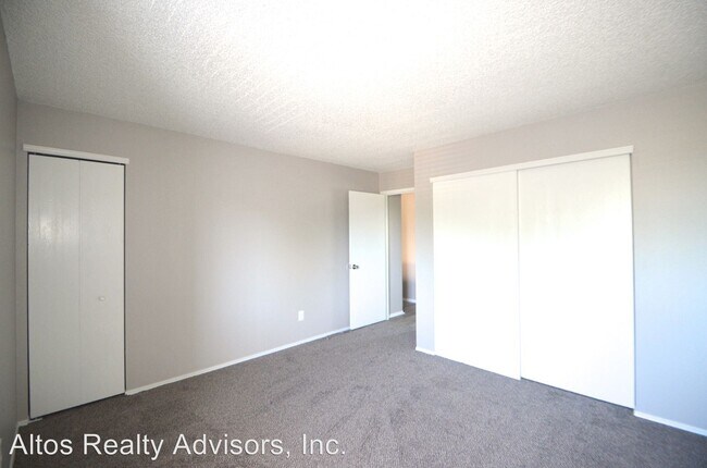 Foto del edificio - 16071-16099 E 16th Ave
