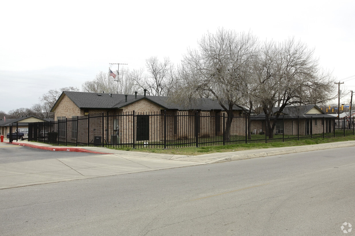 Building Photo - William Sinkin Apartments
