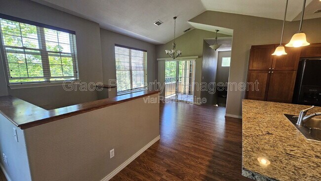 Building Photo - 11992 W Long Cir