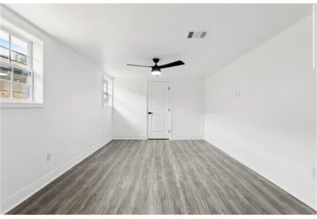 Foto del edificio - 4859 Bundy Rd