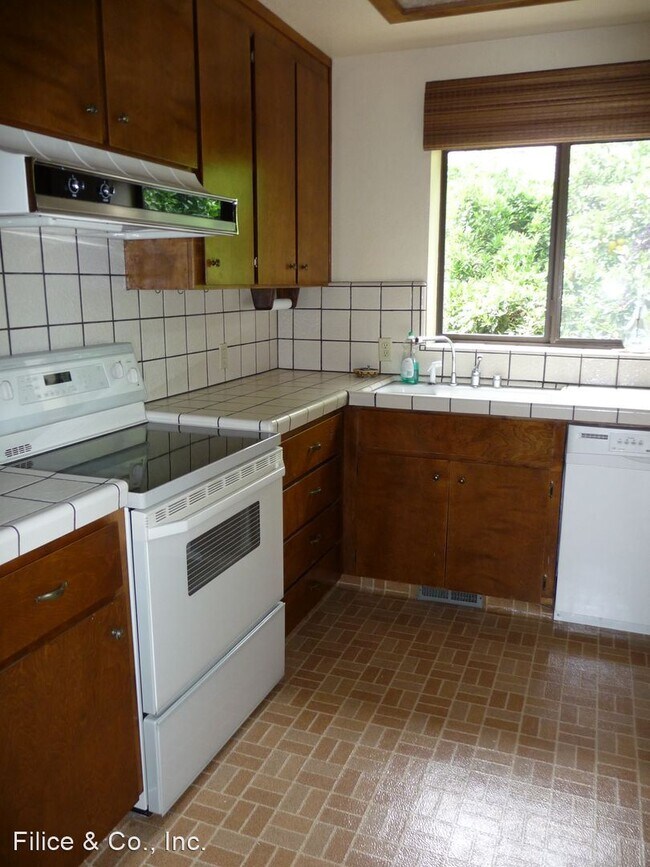 Building Photo - 3 br, 2 bath House - 7541 MILLER AVENUE