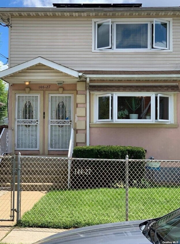 Foto principal - 14427 229th St