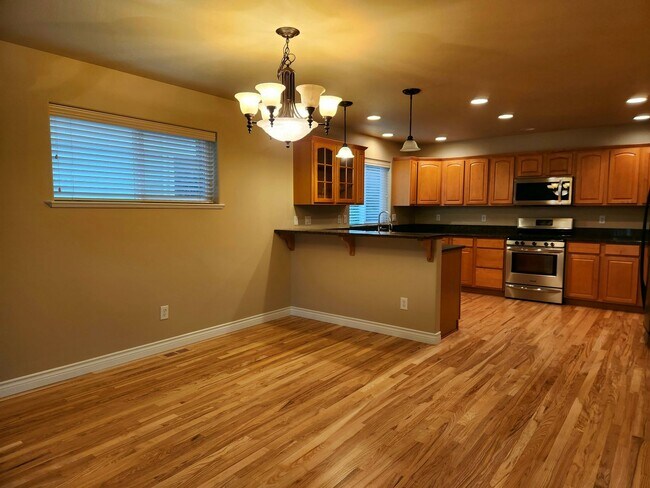 Building Photo - 1308 Parkstone Lane