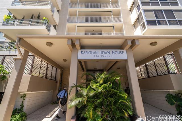 Building Photo - 1624 Kanunu St