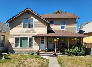 Building Photo - 1822 W Gardner Ave