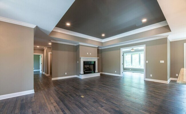 Photo - Knoxville 37918 - 4 bedroom 3.5 bath - cal... House