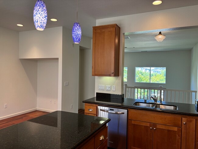 kitchen 2 - 180 Oberg Ct
