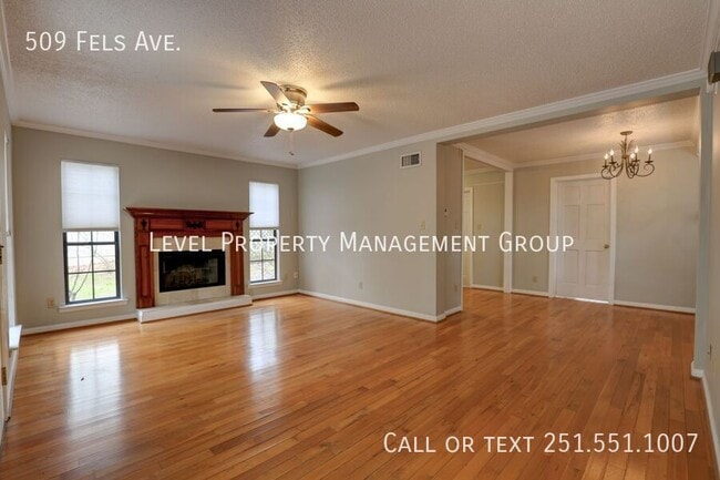 Building Photo - 509 Fels Ave