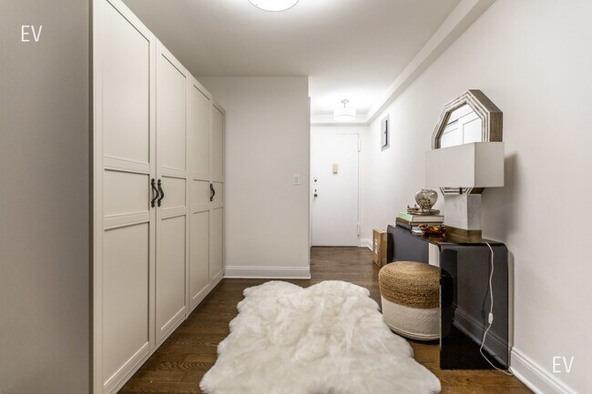 Building Photo - 405 E 56th St