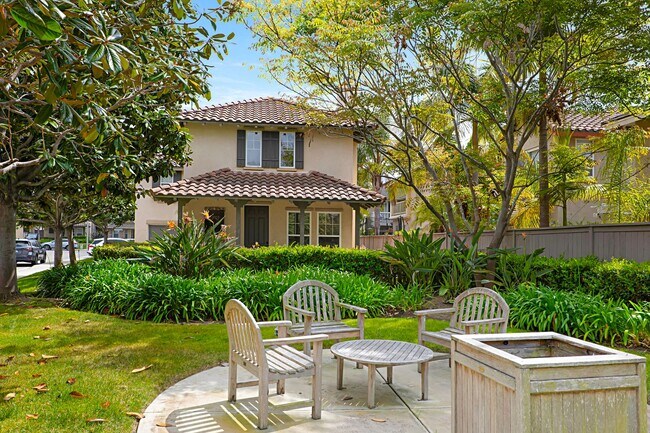 Building Photo - Single Family Home, Close to Pacific Rim E...