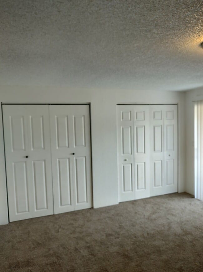 Building Photo - 5908 Parker Rd E