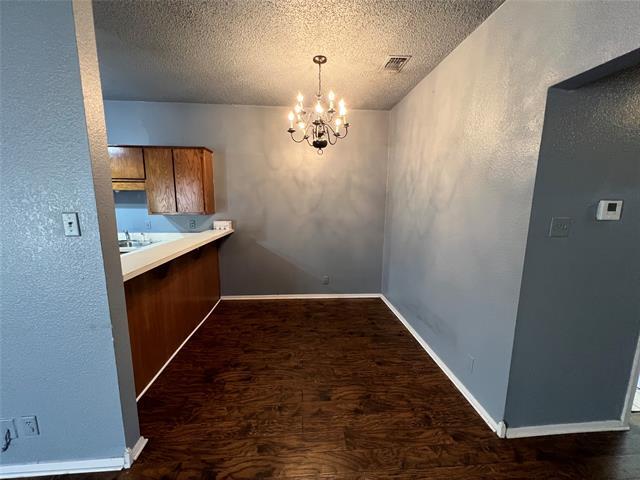 Foto del edificio - 1509 N Grant Dr