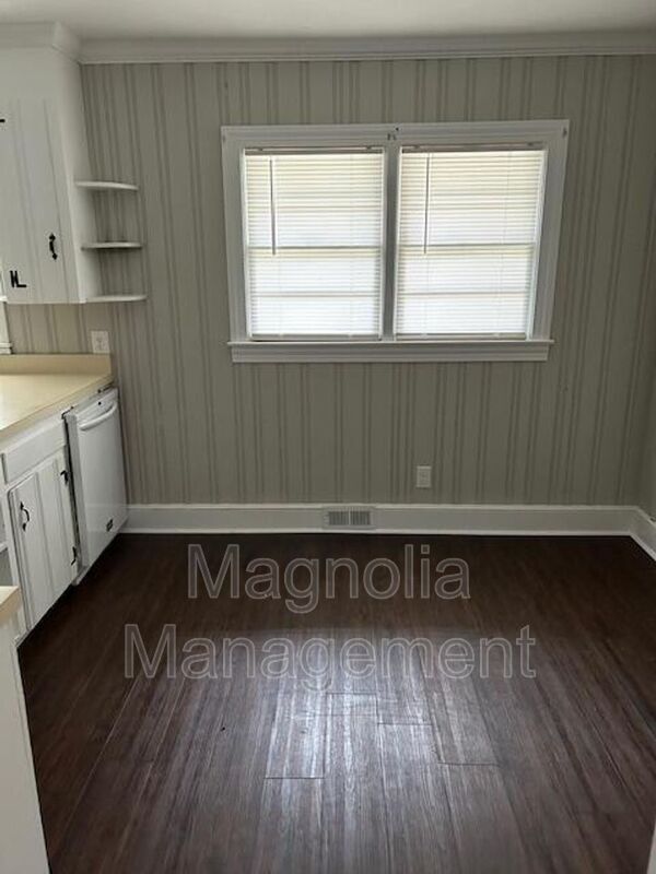 Foto del edificio - 12360 NC Hwy 39 North