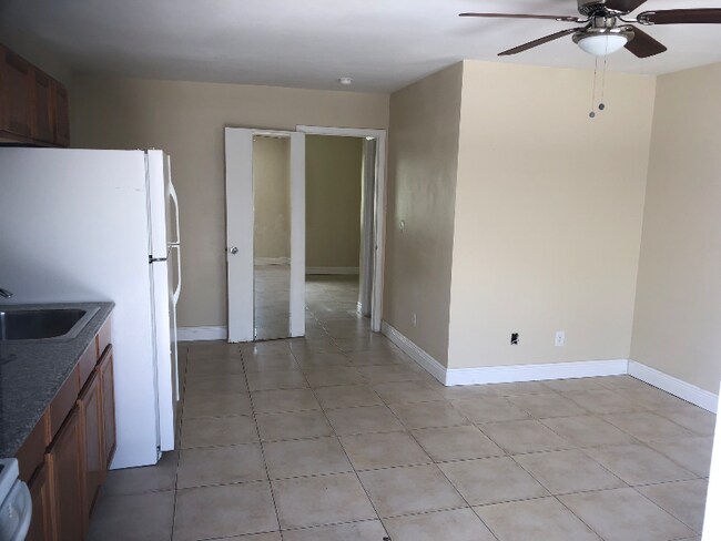 Foto del edificio - 2440-2442 Jackson St