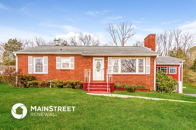 212 Meadowview Dr
