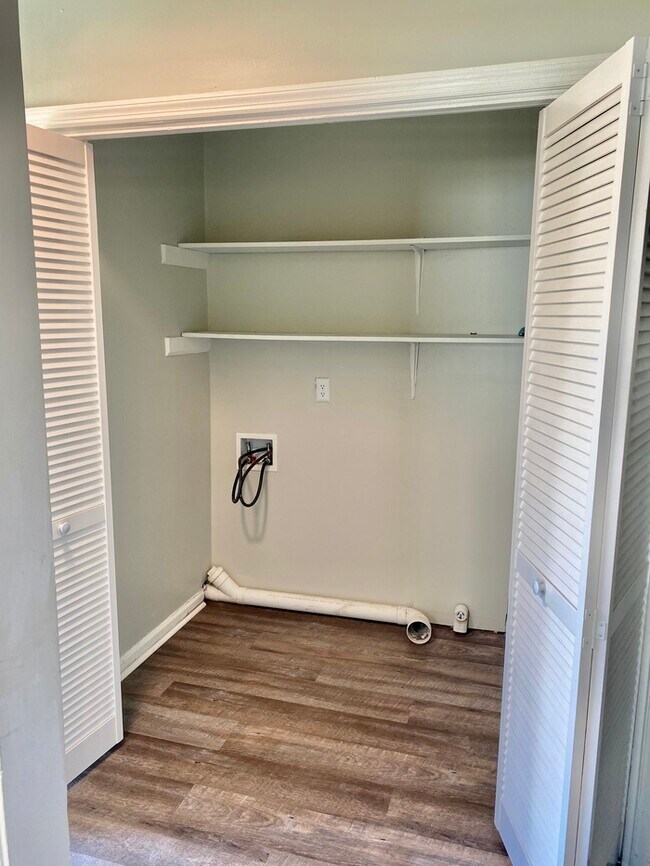 Foto del edificio - East Brainerd 2Bed/1.5Bath Townhome: Centr...