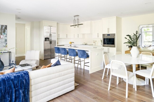 Building Photo - Boutique luxury residence in the heart of one of Newton’s most desirable villages.