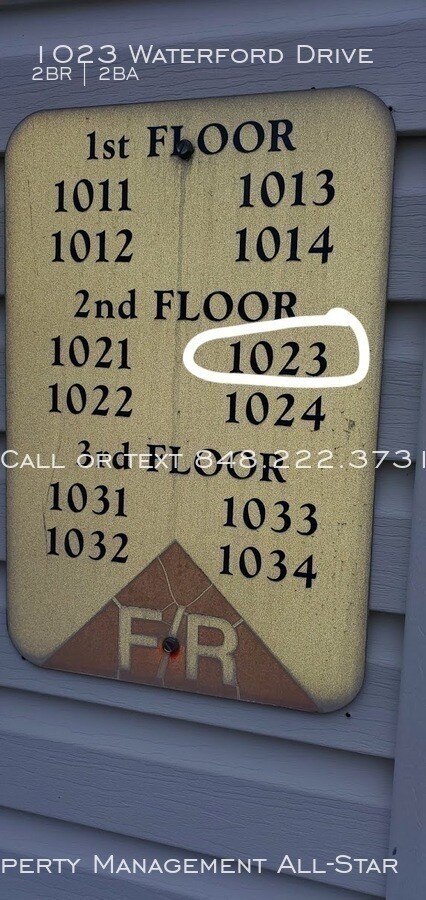 Foto del edificio - 1023 Waterford Dr