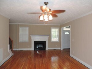Building Photo - 1476 Knob Hill Cir