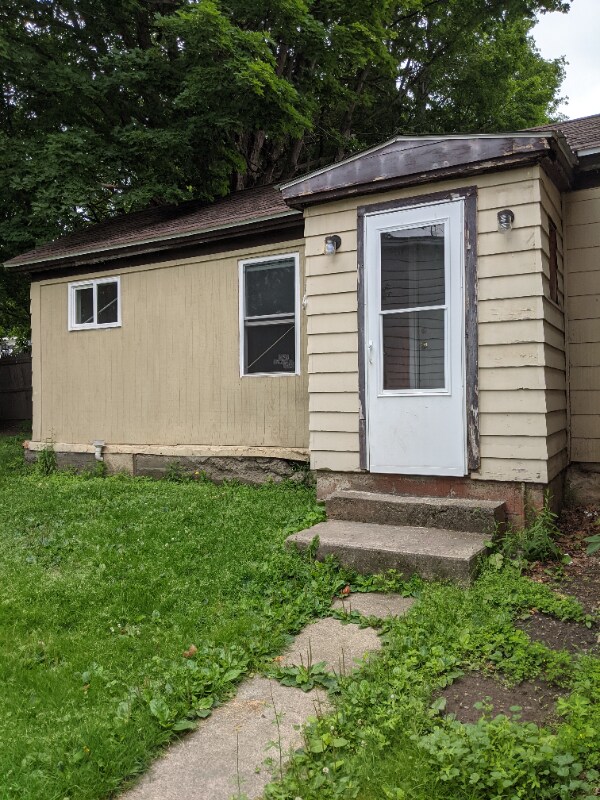 Foto del edificio - 118 E Cayuga St