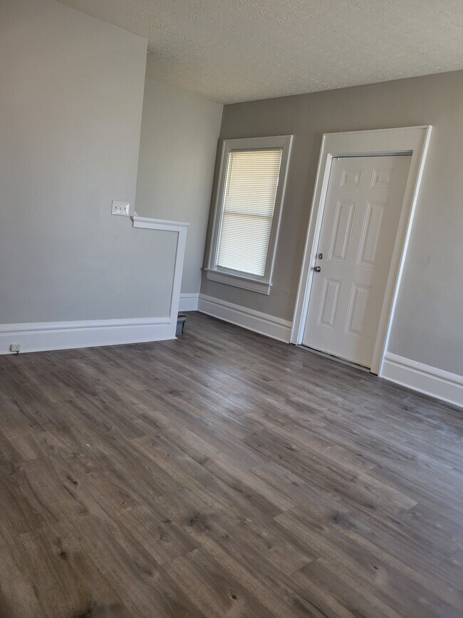 Foto del edificio - 798 E Whittier St