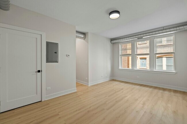 Foto del edificio - 432 S Maple Ave