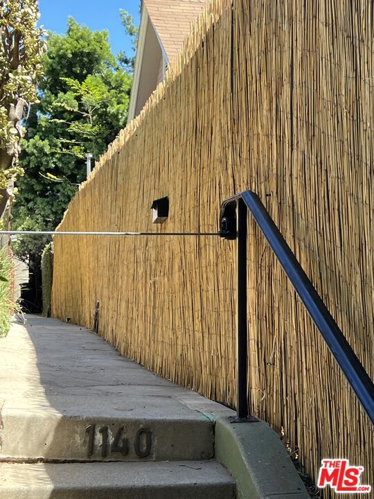 Foto del edificio - 1140 Manzanita St