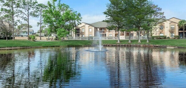 Foto del edificio - 2201 Cascades Blvd