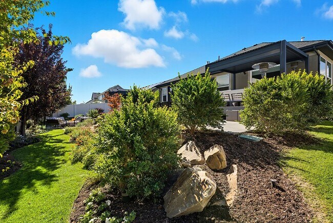 Foto del edificio - 5887 S Murray Holw Ln