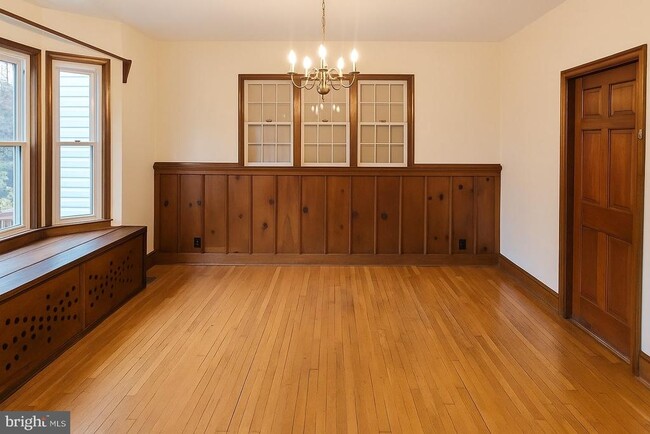 Foto del edificio - 10001 Dallas Ave