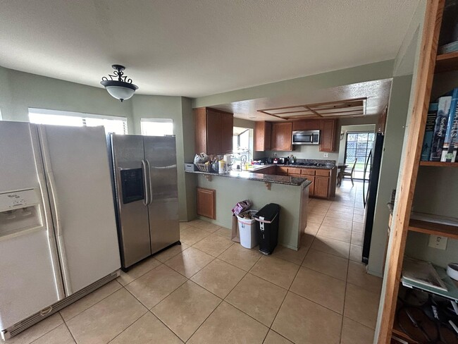 Building Photo - 6374 Jaguar Dr