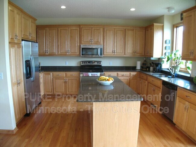 Foto del edificio - 1331 Eagle Bluff Ct