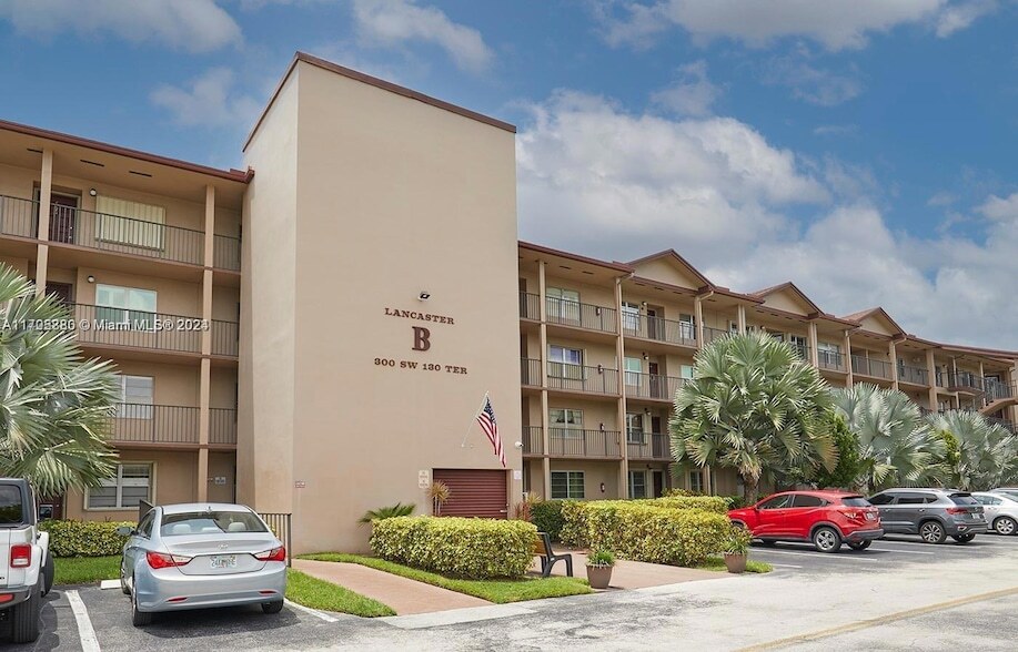 Primary Photo - 300 SW 130th Terrace