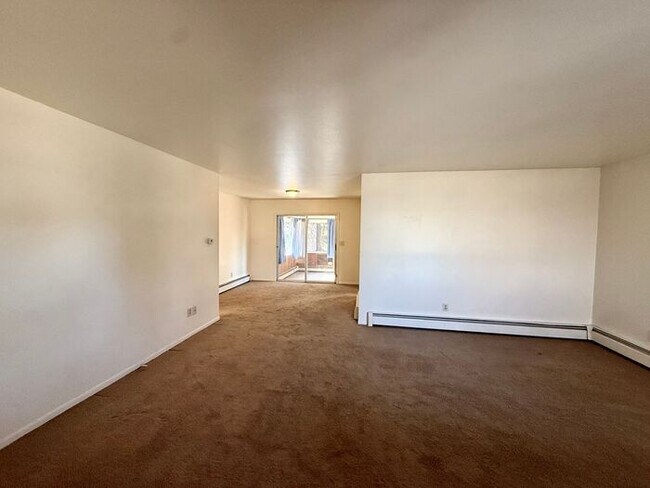 Foto del edificio - ***MOVE-IN SPECIAL 2 WEEKS FREE***2 Bed, 1.5 Bath Duplex for Rent in Fort Collins!