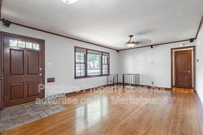 Foto del edificio - 3029 W 74th St