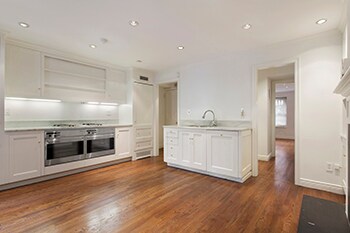 Foto del edificio - 325 E 50th St