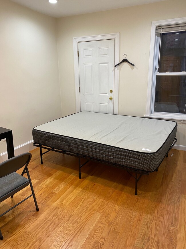 Building Photo - 181 Northampton St