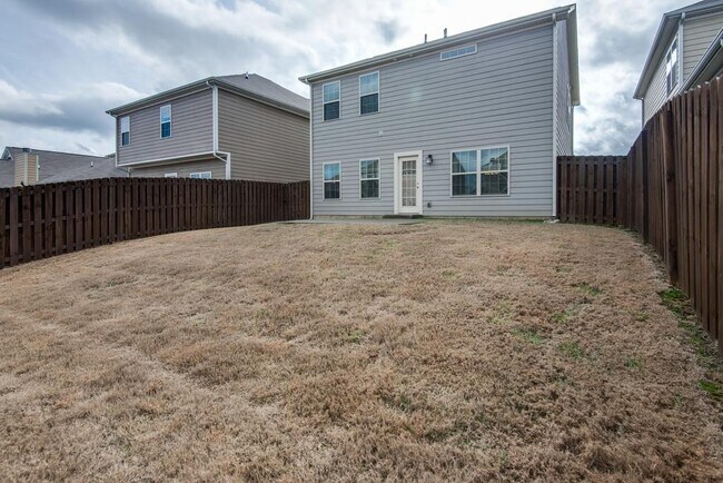 Building Photo - 1037 Hemlock Dr