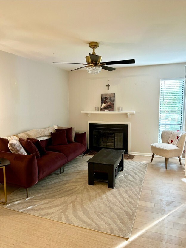 Foto del edificio - 3207 Heathstead Pl