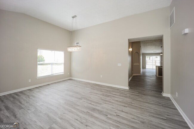 Foto del edificio - 612 Mayfern Dr