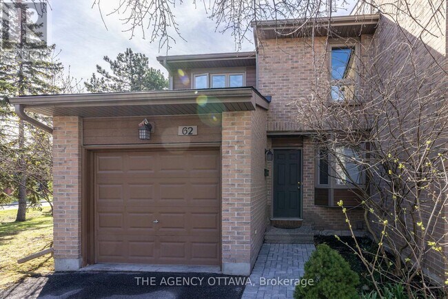 Photo du bâtiment - 710-710 Coronation Ave.