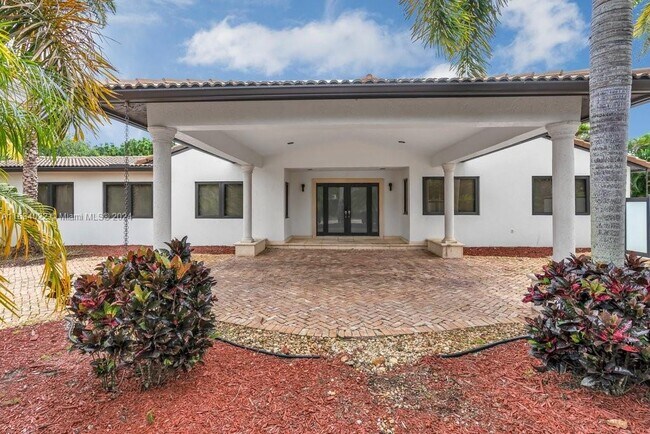 Foto del edificio - 9425 SW 95th Ct