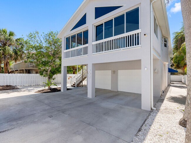Foto del edificio - JUST REDUCED- $500 OFF FIRST MONTHS RENT!
