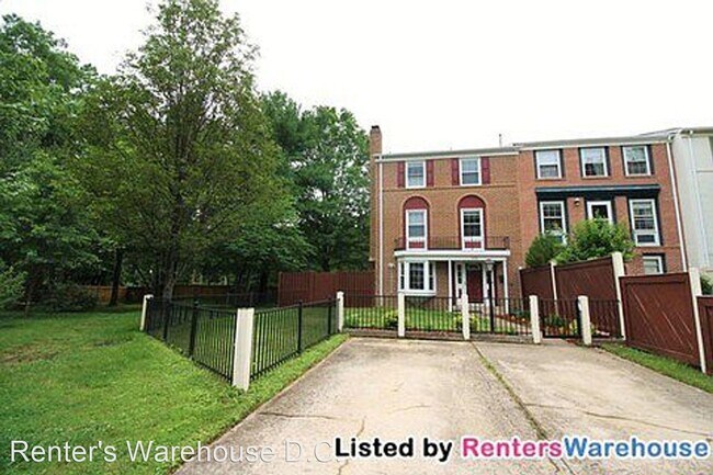 Building Photo - 4 br, 2.5 bath House - 7926 Central Park C...