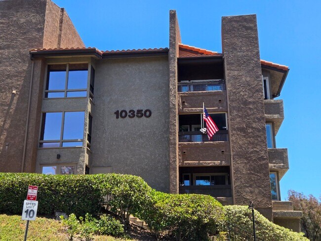 Foto del edificio - 10350 Caminito Cuervo