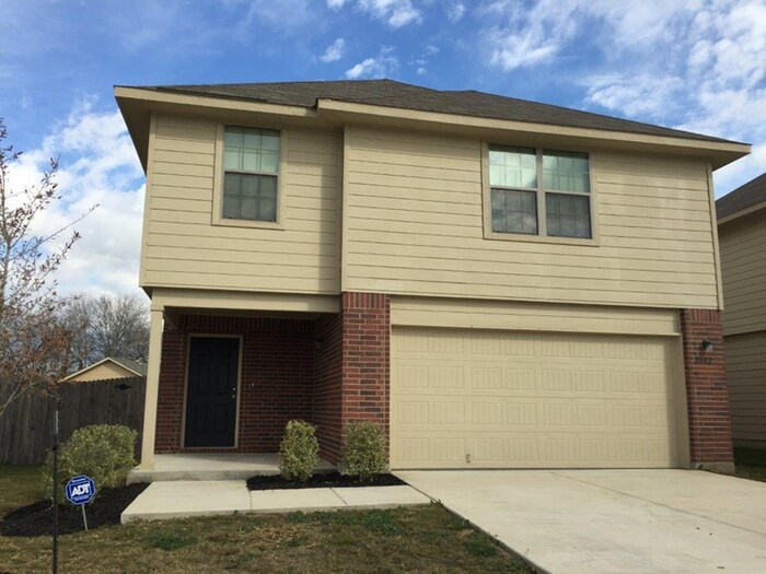 Foto principal - 8802 Scarlett Pl