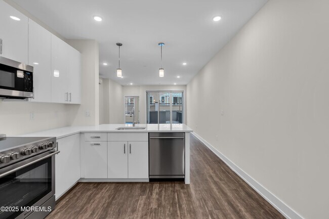 Foto del edificio - 521 Lake Ave