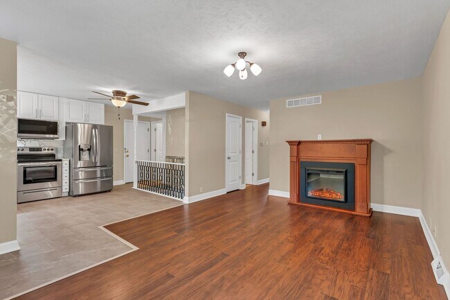 Building Photo - Italian Estates Property Management
